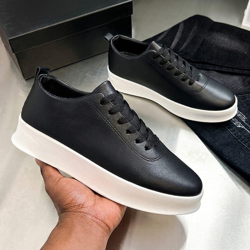 Avolo Men's Low-Top Sneaker, White Sole colourway